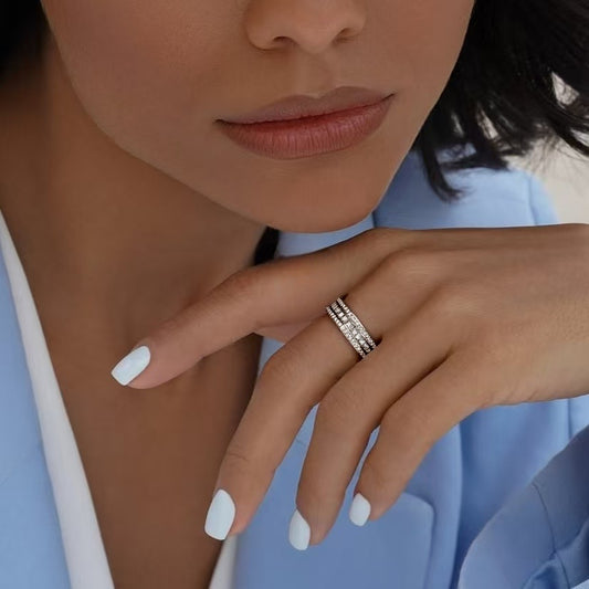 Maglina "Ultimate Shine" – Robuster Baguette-Schliff Ring, Weißgold-Plattierung