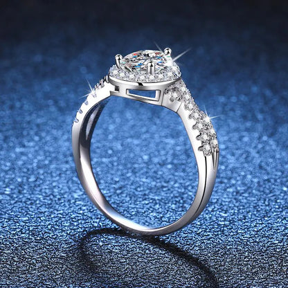 Maglina "Royal Teardrop" Moissanit-Ring