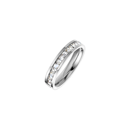 Maglina Éternité Classique Zirkonia Eternity Ring mit rechteckigen Kristallen und zeitlosem Design