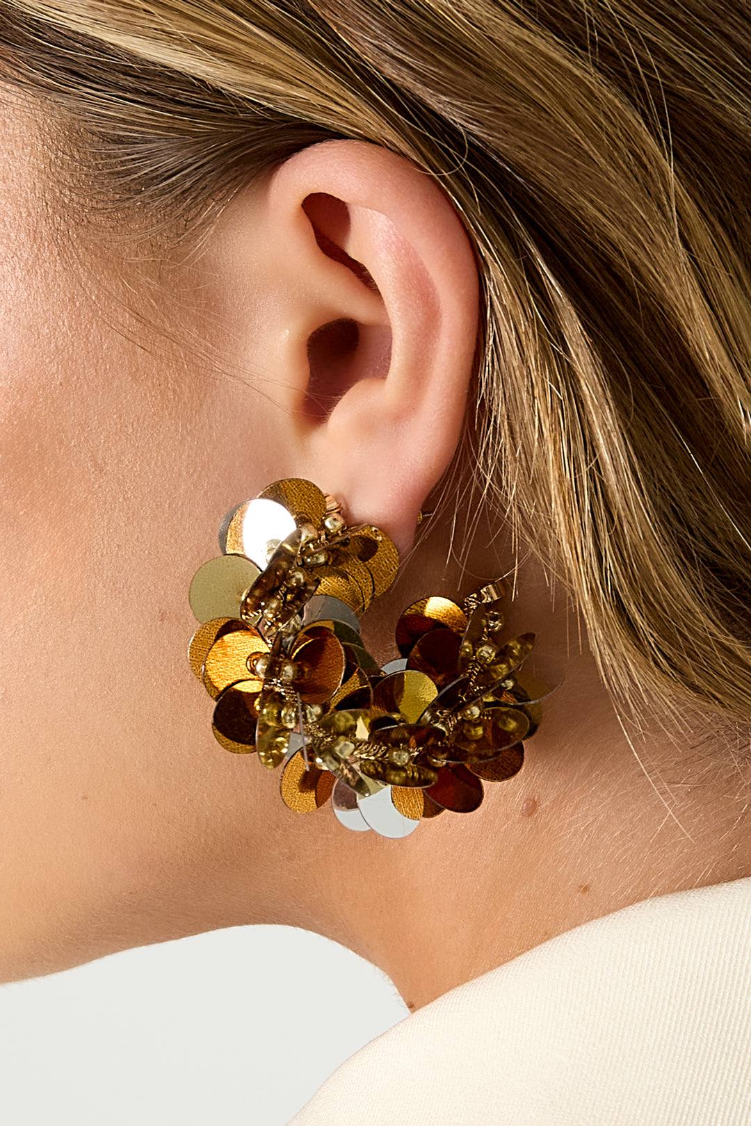 "Sunburst Bloom" Statement Ohrringe – Bunte Pailletten Creolen