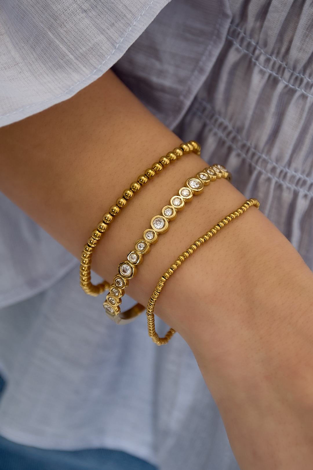 Éclat Classique Bangle – Eleganter Zirkonia Armreif